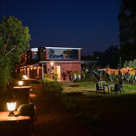 Hotel On The Rocks Mahabaleshwar Exterior photo