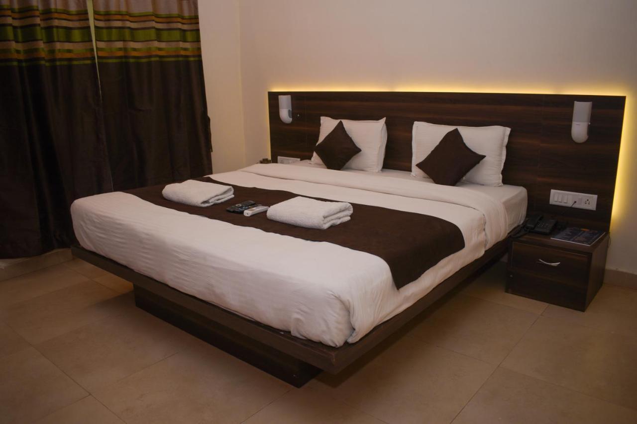 Hotel On The Rocks 3*