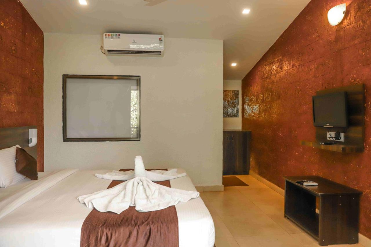 On The Rocks Hotel Mahabaleshwar