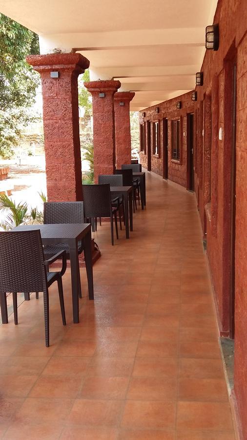 On The Rocks Hotel Mahabaleshwar